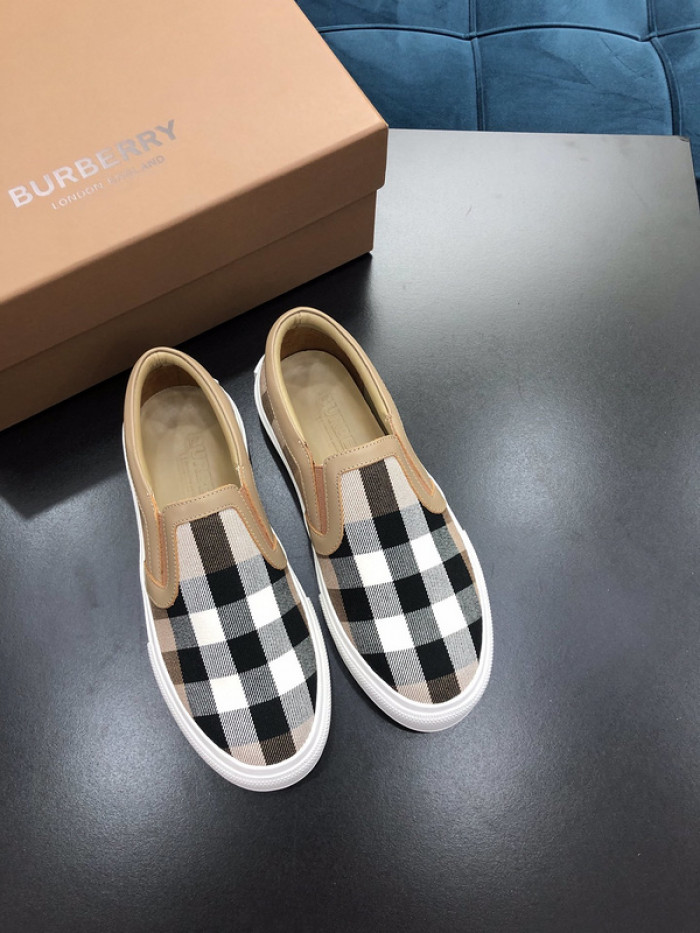 BUBERY SNEAKER