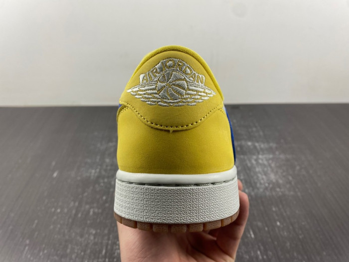 Travis Scott x Air Jordan 1 Low OG “Canary” DZ4137-700