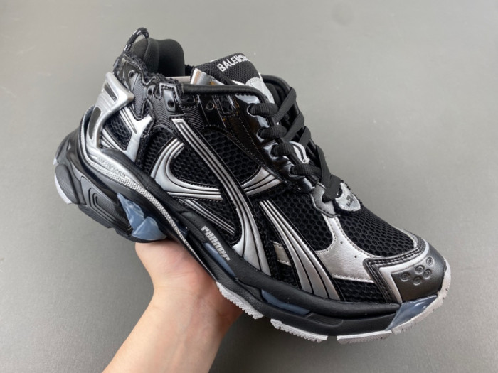 Balenciaga Runner Graffiti BCR025